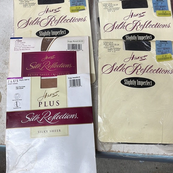 Lot of 23 Vintage Hanes Pantyhose mixed sizes - Picture 4 of 8
